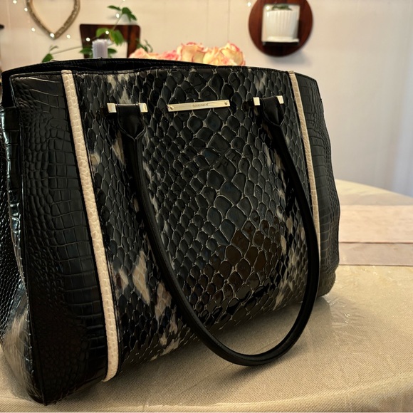 Brahmin Alice carryall - Picture 9 of 10